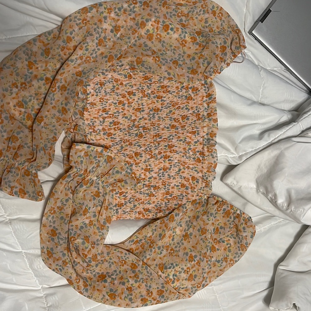 XS floral crop top